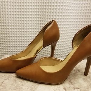 7.5 Camel heels